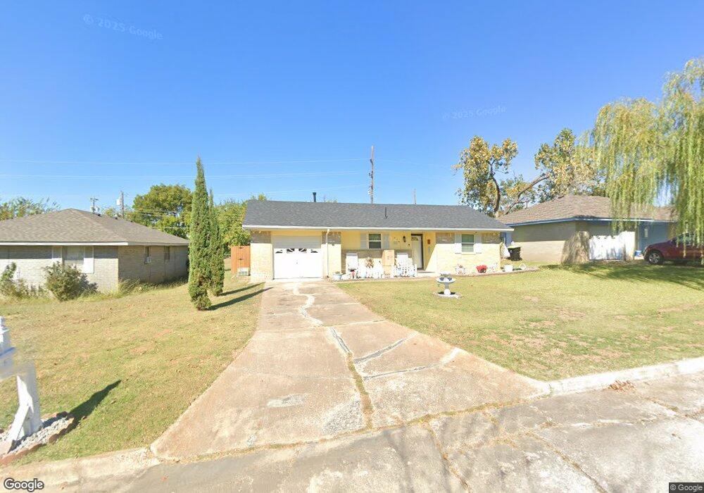 816 Howard St, Ada, OK 74820 - photo 1