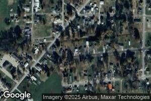 736 Oak St, Bicknell, IN 47512