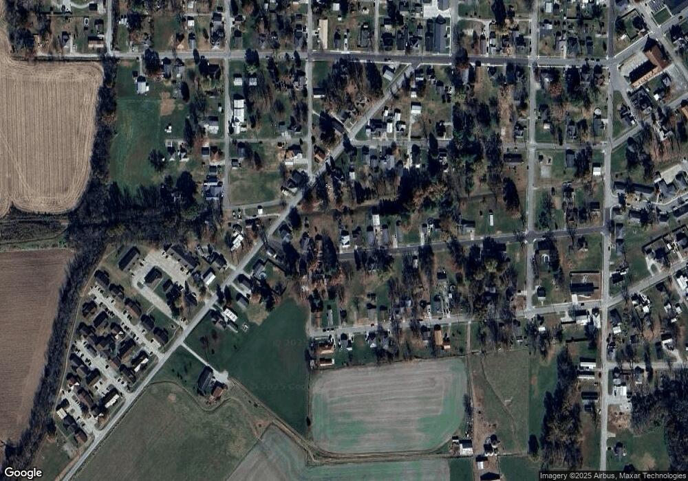 736 Oak St, Bicknell, IN 47512 - photo 1