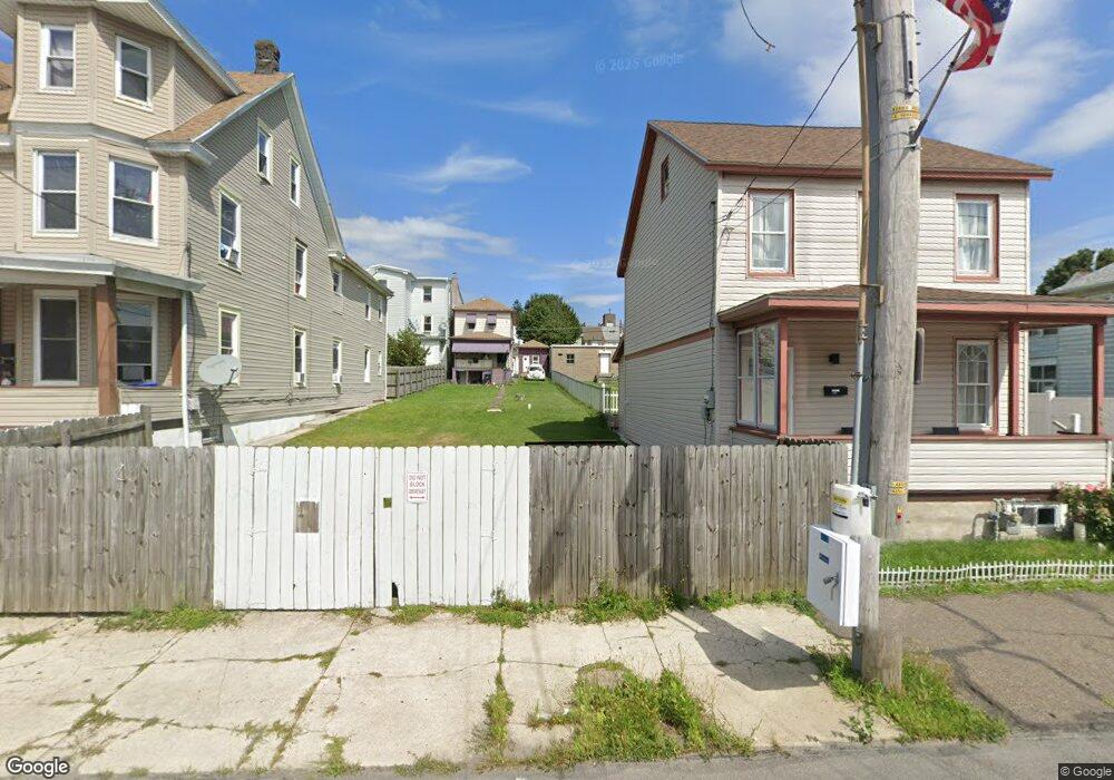 631 Alter St unit 629, Hazleton, PA 18201 - photo 1