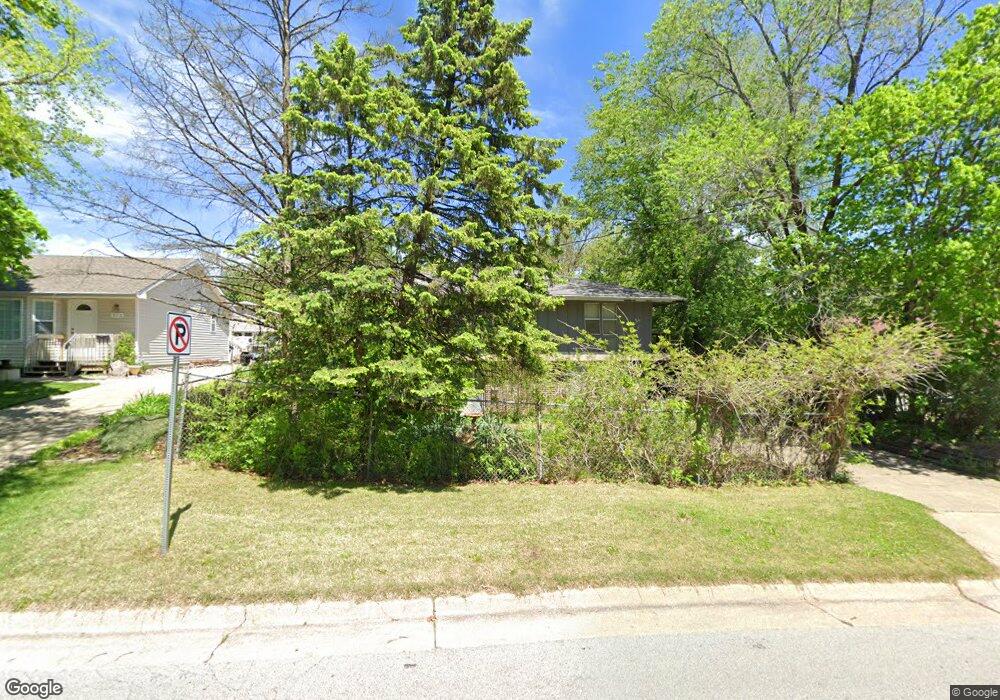 311 Loomis Ave, Des Moines, IA 50315 - photo 1