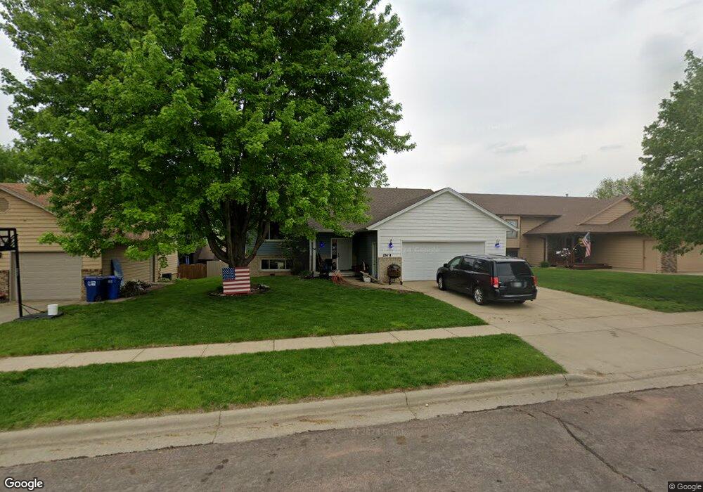 2601 S Avondale Ave, Sioux Falls, SD 57110 - photo 1