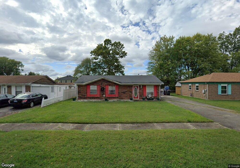 8006 Grenelle Dr, Louisville, KY 40228 - photo 1