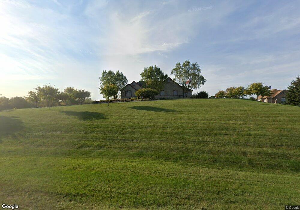 4257 S Woodcrest Ridge Dr, West Bend, WI 53095 - photo 1