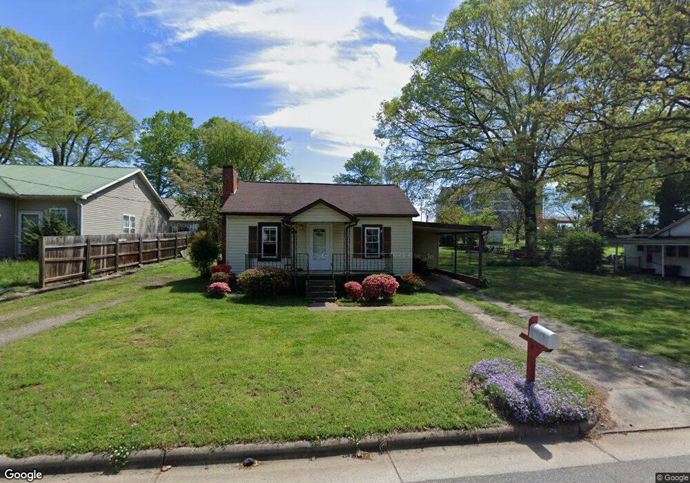 1121 Fox Ave, Statesville, NC 28677 - photo 1