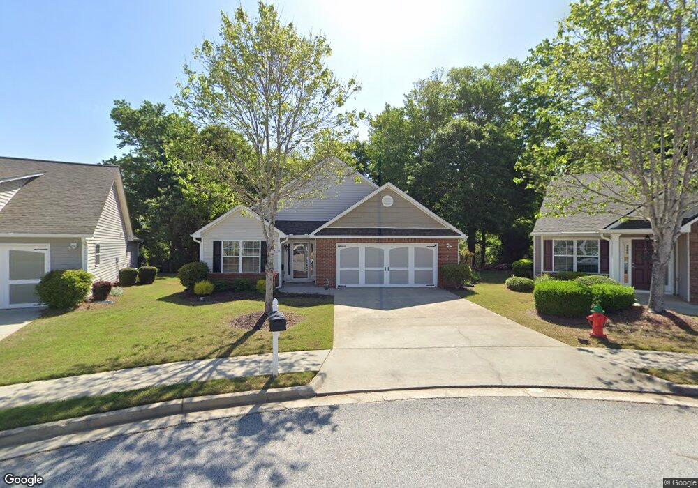 264 Memory Ln, Winder, GA 30680 - photo 1