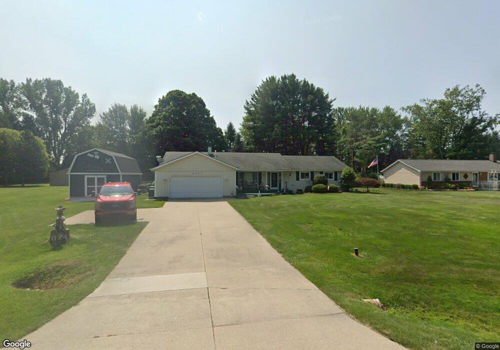 4605 Buckingham Dr, Port Huron, MI 48060 - photo 1