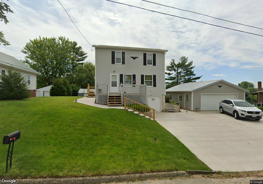 109 Reservoir St, Potosi, WI 53820 - photo 1