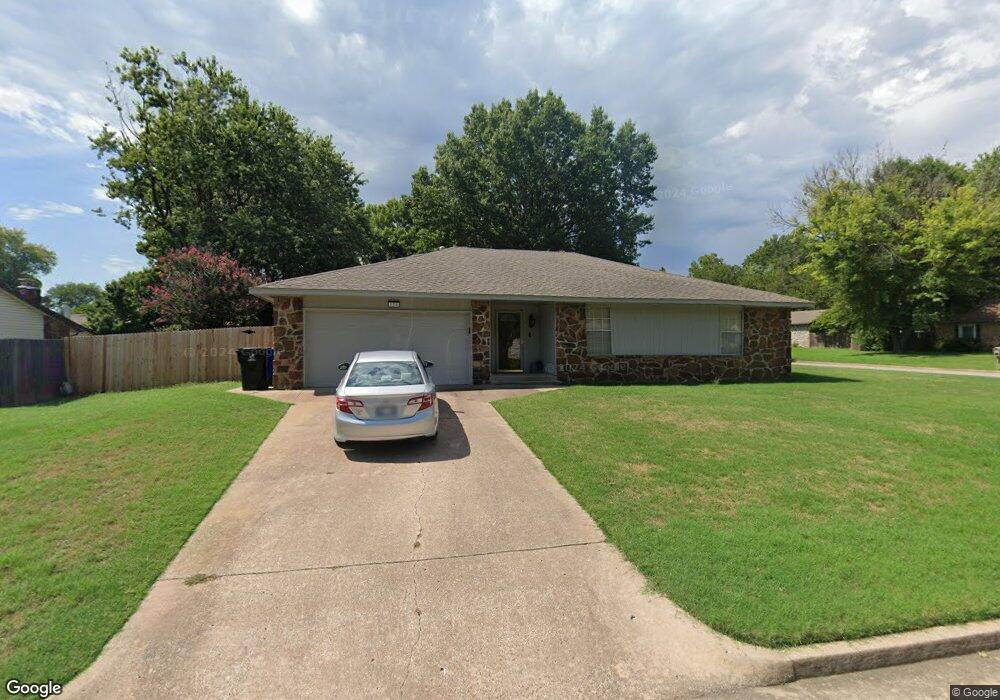 124 W Jefferson Place, Broken Arrow, OK 74011 - photo 1
