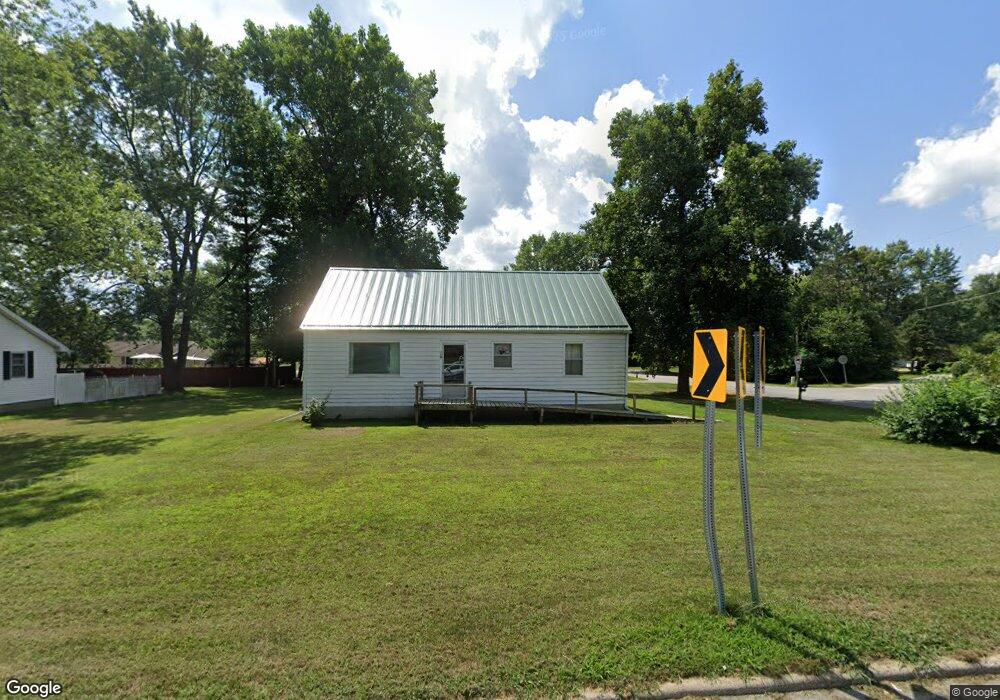 413 W Walnut St, Argos, IN 46501 - photo 1