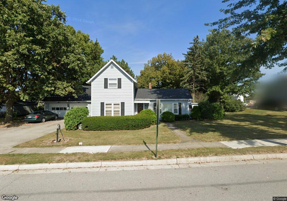 107 W Pendleton St, Columbus Grove, OH 45830 - photo 1