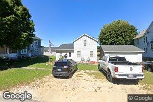 1254 Market St, Nachusa, IL 61057