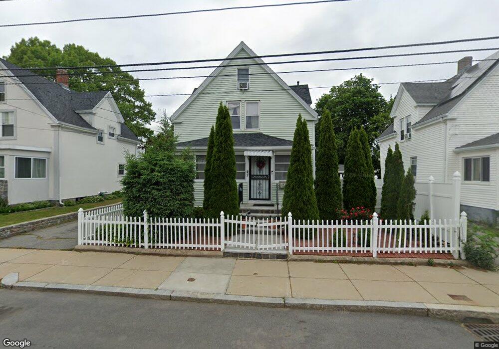 47 Como Rd, Hyde Park, MA 02136 - photo 1