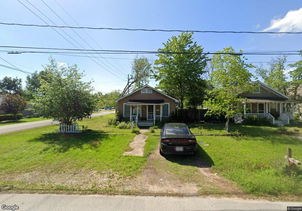 601 Mason St, Tomball, TX 77375 - photo 1