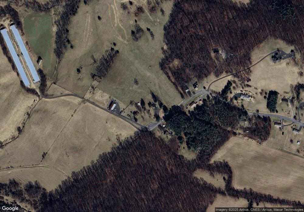 177 Oak Ridge Ln, Staunton, VA 24401 - photo 1