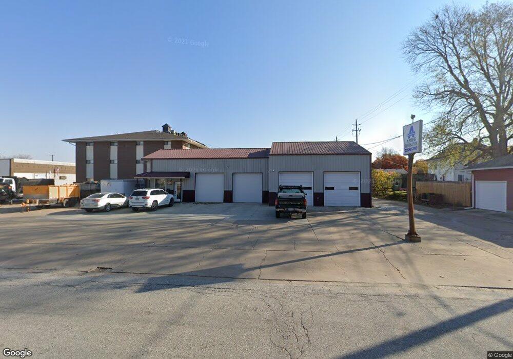 203 Maple St, Shenandoah, IA 51601 - photo 1