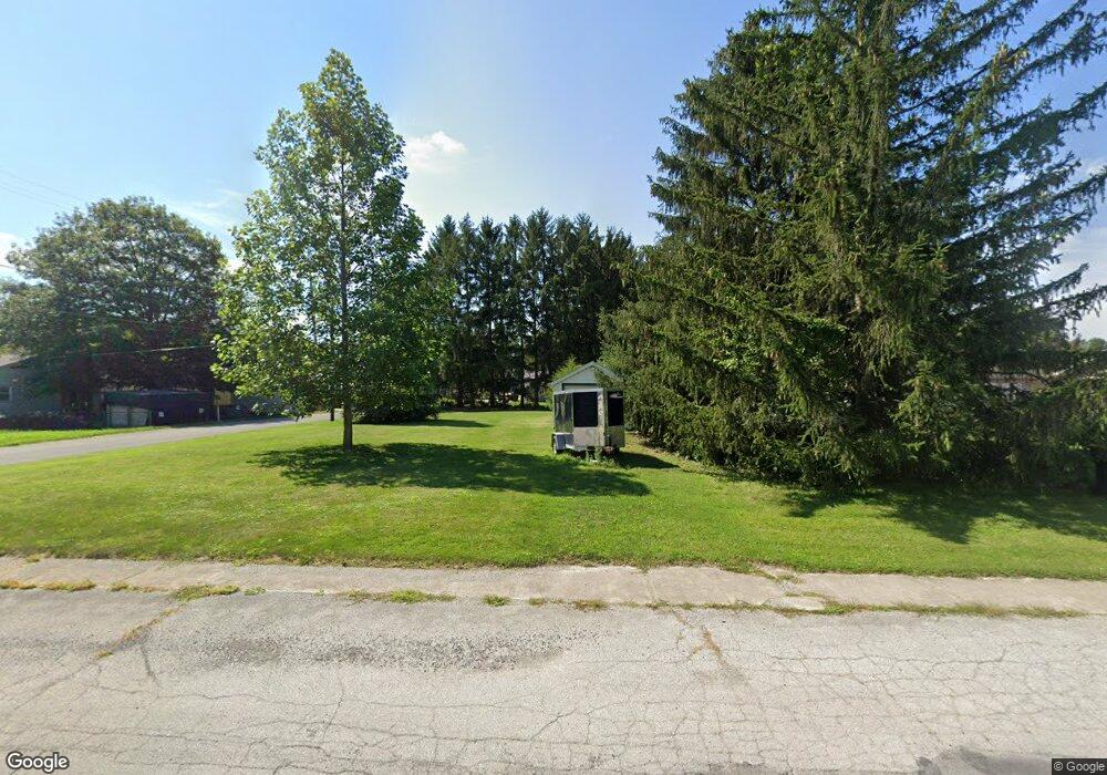 321 E 9th St, Lapel, IN 46051 - photo 1