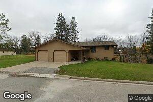 413 2nd Ave SE, Baudette, MN 56623