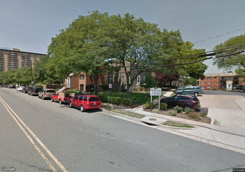 5900 Mayflower Ct, Alexandria, VA 22312 - photo 1