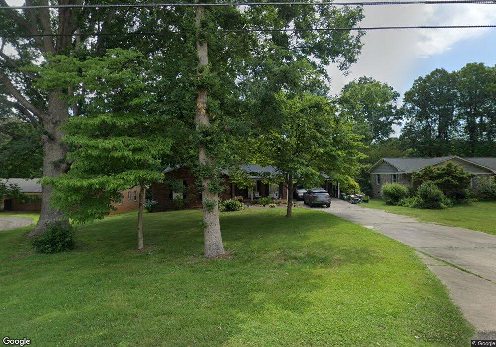 605 Greenway Dr, Statesville, NC 28677 - photo 1