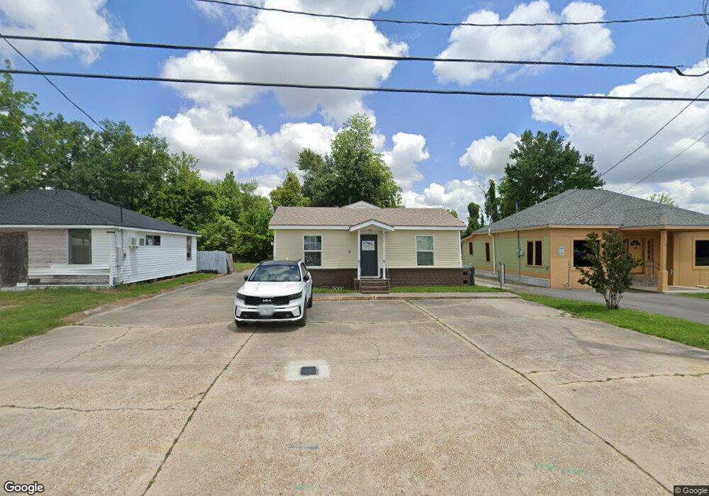 3611 Kirkman St, Lake Charles, LA 70607 - photo 1