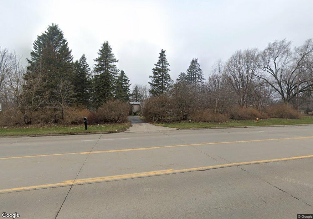 1211 N Linden Rd, Flint, MI 48532 - photo 1