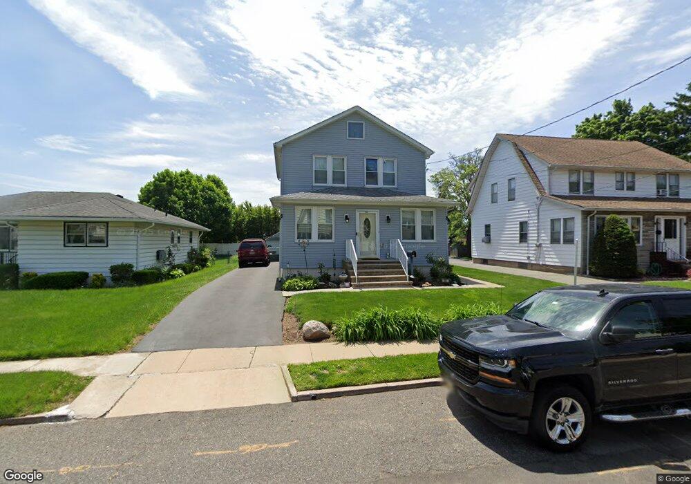 250 Longworth Ave, Hasbrouck Heights, NJ 07604 - photo 1