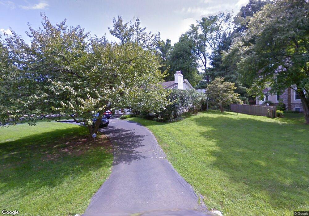 810 Carrie Ct, McLean, VA 22101 - photo 1