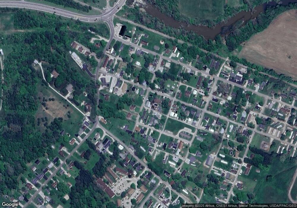 838 Central Ave, Logan, OH 43138 - photo 1