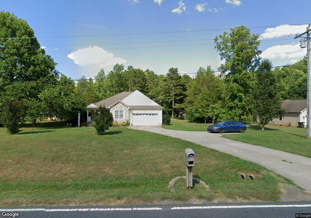 2704 Hopewell Friends Rd, Asheboro, NC 27205 - photo 1