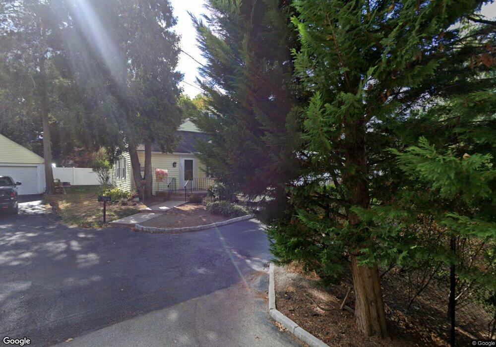 112 Kennedy Ln, Bryn Mawr, PA 19010 - photo 1