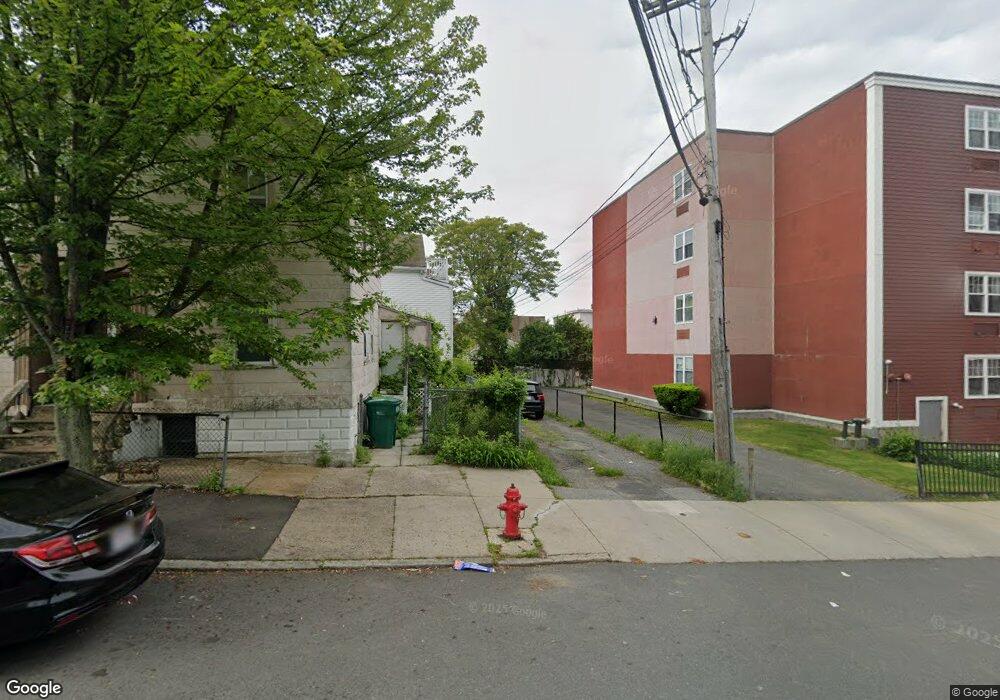 68 Sagamore St unit A, Lynn, MA 01902 - photo 1