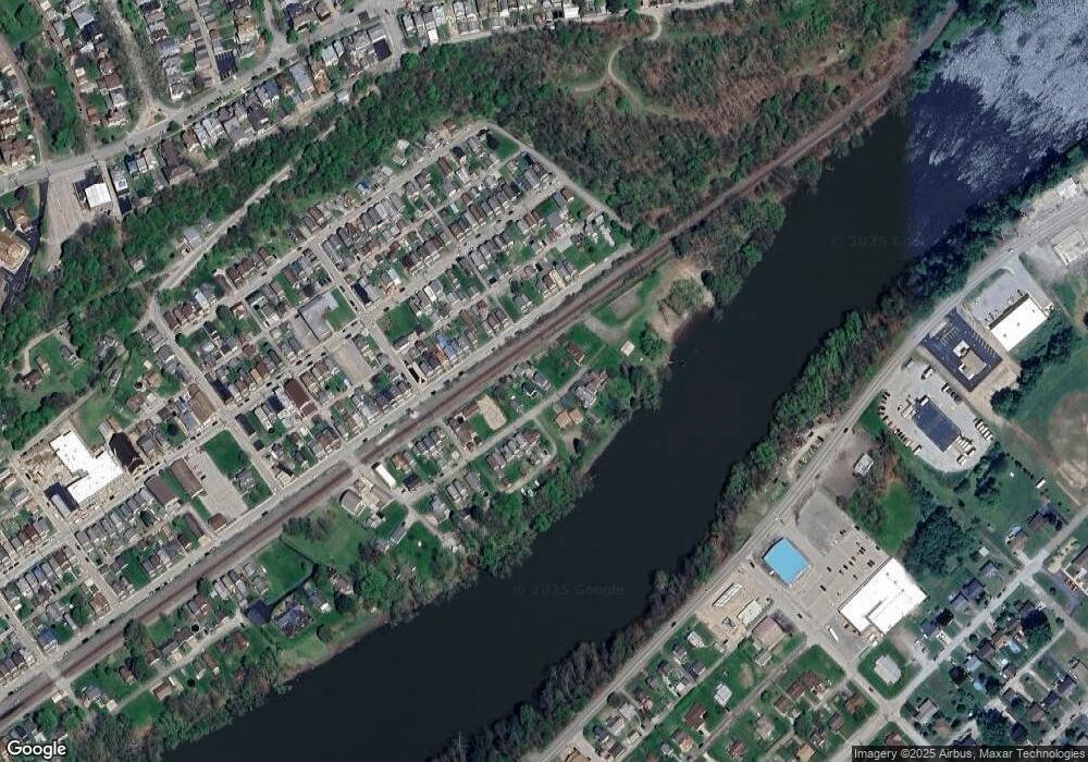 230 Elm St, East Vandergrift, PA 15629 - photo 1