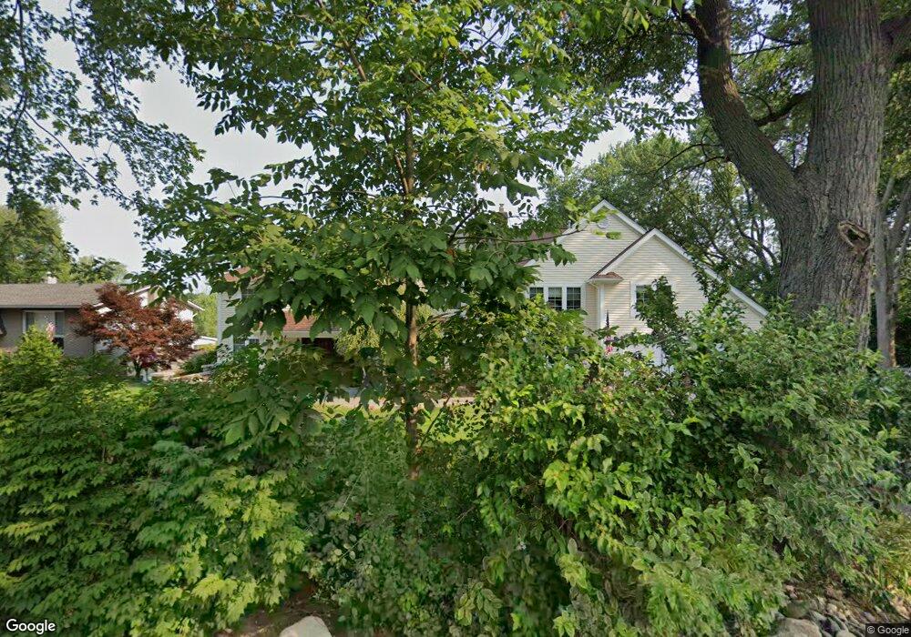 820 N Pemberton Rd, Bloomfield Hills, MI 48302 - photo 1