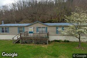 128 Mccoy St, Evarts, KY 40828