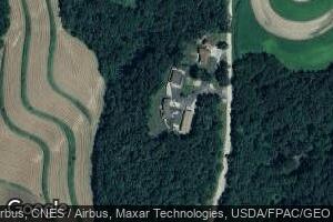 1822 Village Creek Rd, Lansing, IA 52151