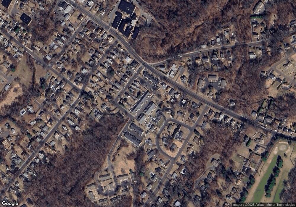 701 Center St unit A4, Wallingford, CT 06492 - photo 1