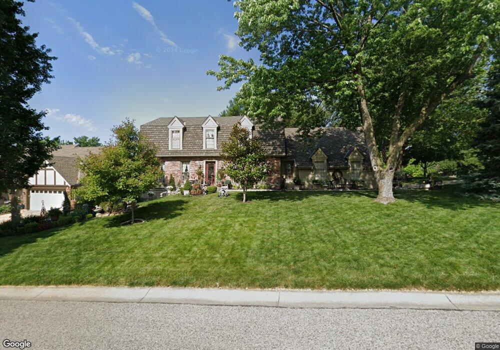 7524 Westgate St, Shawnee, KS 66216 - photo 1