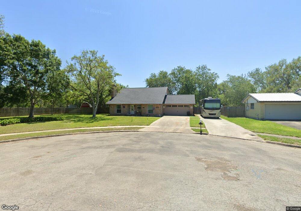 1412 Palo Blanco Cir, Beeville, TX 78102 - photo 1