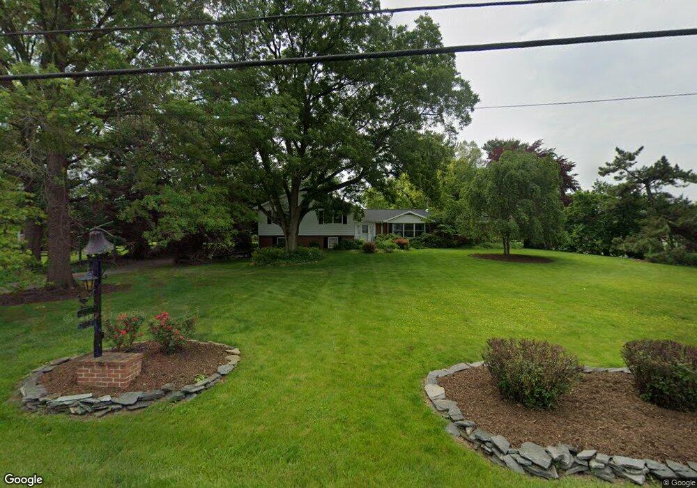 2218 Scotland Rd, Chambersburg, PA 17201 - photo 1