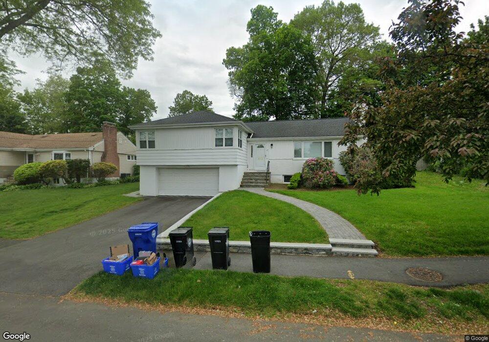 27 Sumner St, Milton, MA 02186 - photo 1