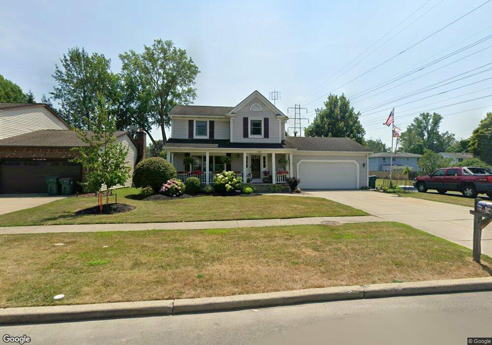 565 Fairmont Ave, North Tonawanda, NY 14120 - photo 1
