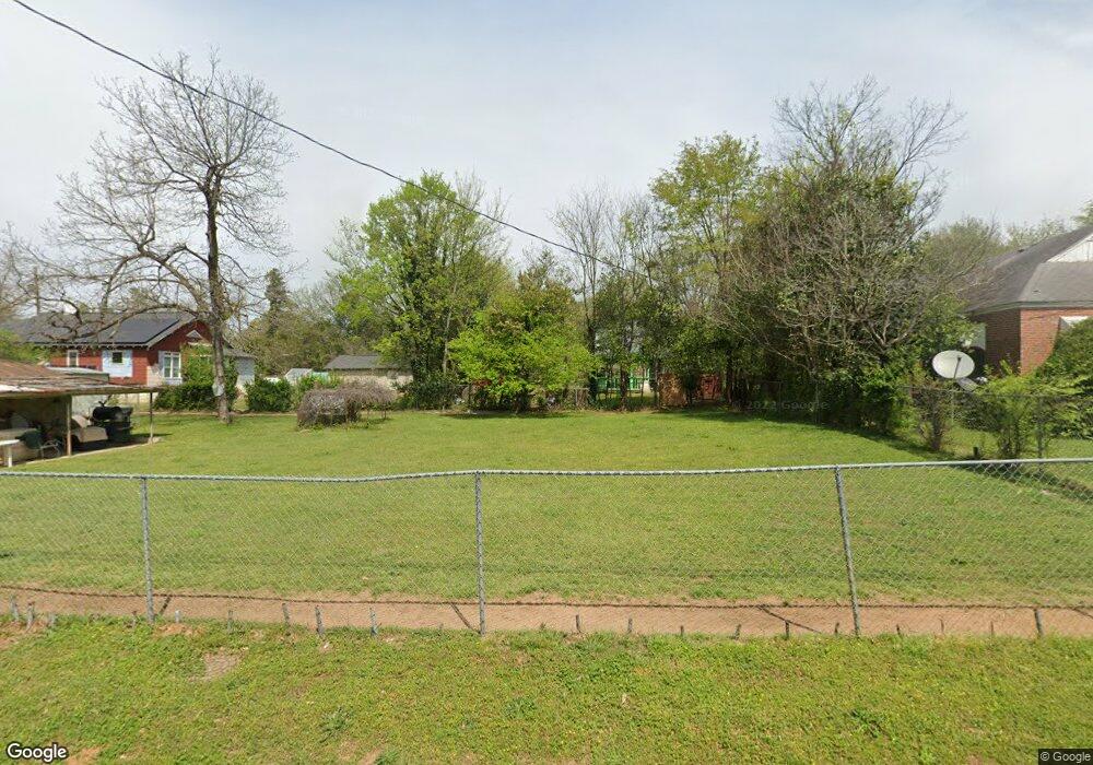 597 Villa Crest Ave, Macon, GA 31206 - photo 1