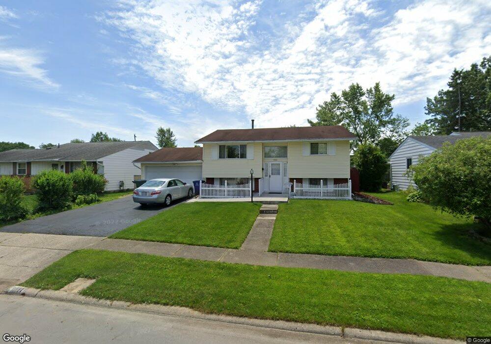 1411 Chesterton Square S, Columbus, OH 43229 - photo 1