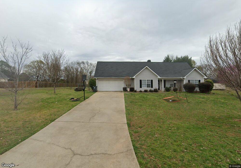 1125 Larkspur Dr, Locust Grove, GA 30248 - photo 1