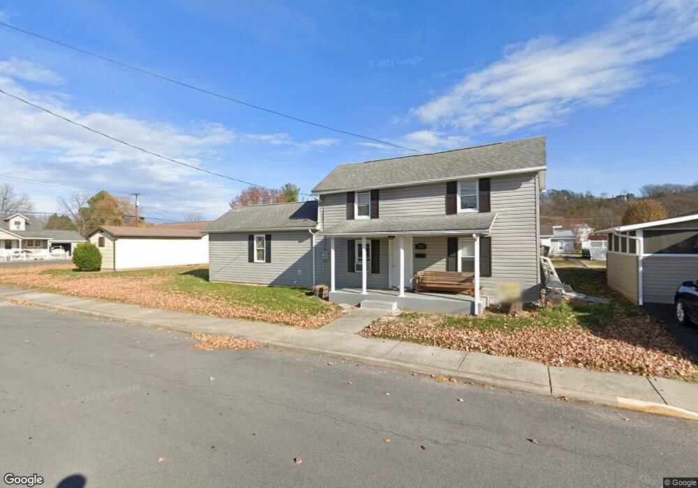 204 S Elm St, Moorefield, WV 26836 - photo 1