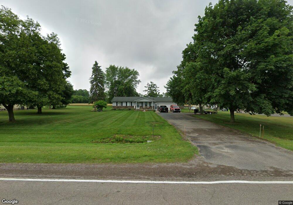 11296 E Coldwater Rd, Davison, MI 48423 - photo 1