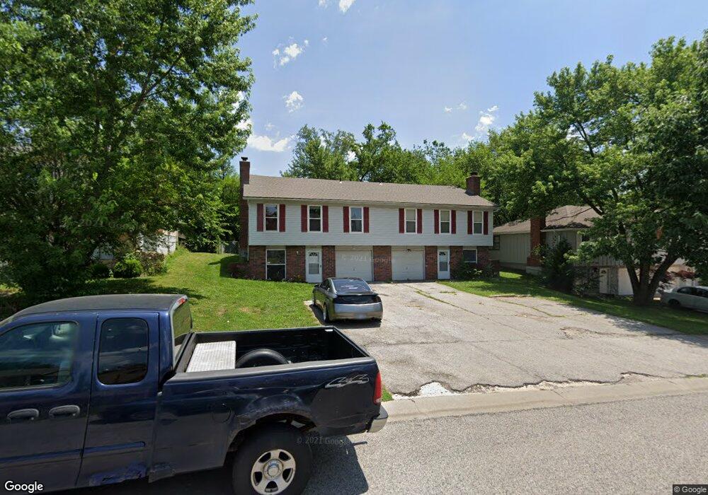 7515 Monrovia St, Shawnee, KS 66216 - photo 1