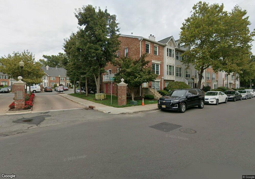 11 Howard Ct unit 11, Newark, NJ 07103 - photo 1