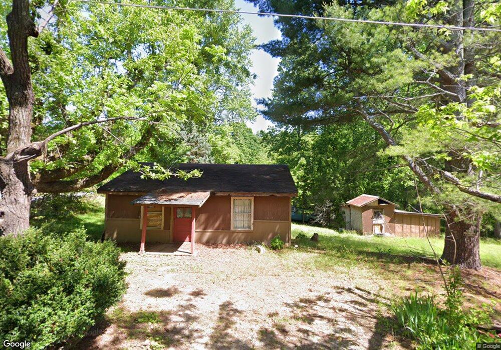 233 Mcconnell St, Mount Airy, GA 30563 - photo 1